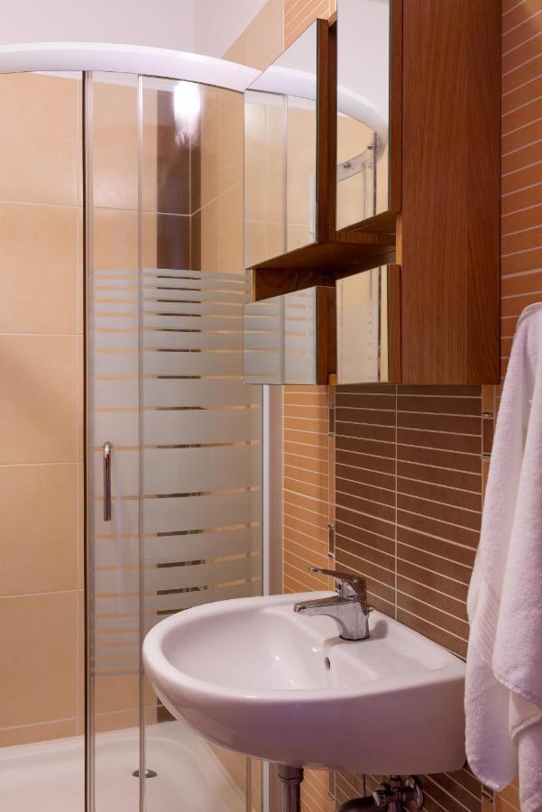 Szent Imre Apartman Veszprém Εξωτερικό φωτογραφία